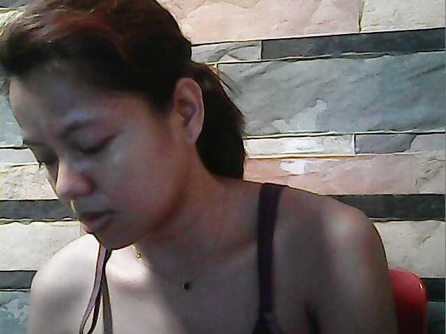 flowerhairypinay's BongaCams show and profile