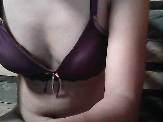 flowerhairypinay's BongaCams show and profile