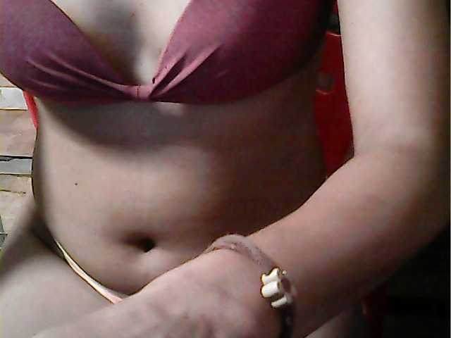 flowerhairypinay's BongaCams show and profile