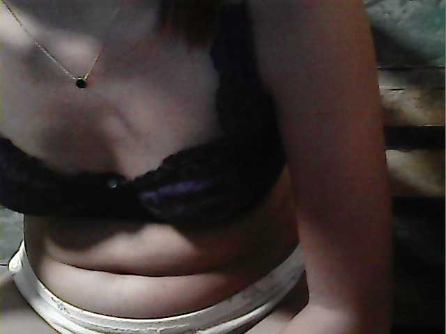 flowerhairypinay's BongaCams show and profile