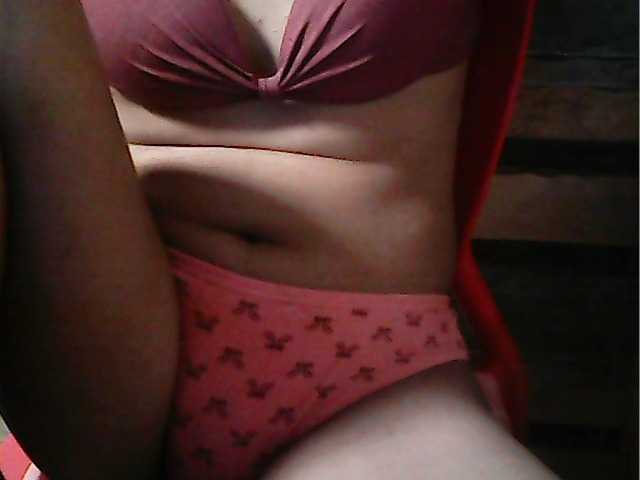 flowerhairypinay's BongaCams show and profile