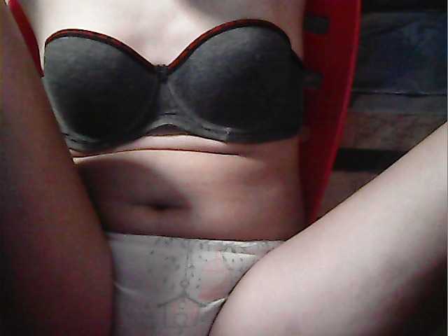 flowerhairypinay's BongaCams show and profile