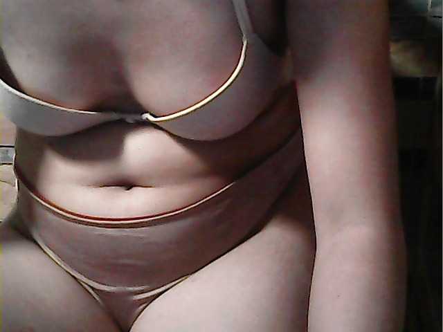 flowerhairypinay from BongaCams is Freechat