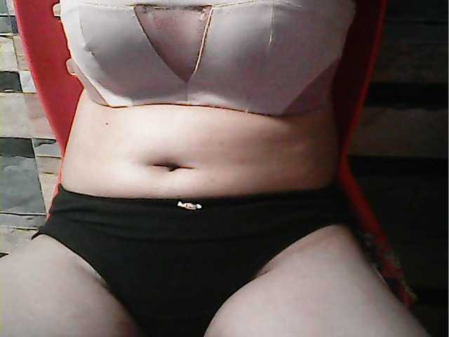 flowerhairypinay's BongaCams show and profile