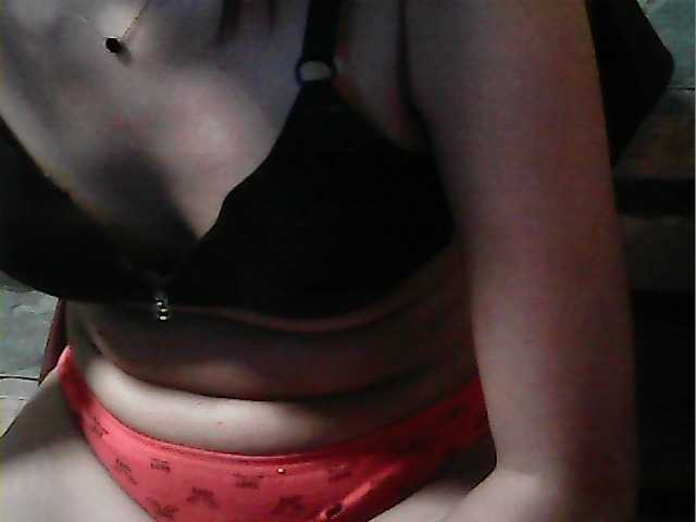 flowerhairypinay's BongaCams show and profile