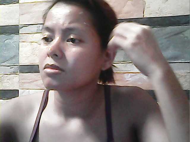 flowerhairypinay's BongaCams show and profile