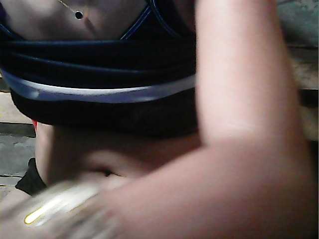 flowerhairypinay's BongaCams show and profile