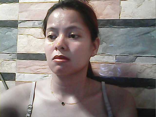 flowerhairypinay's BongaCams show and profile