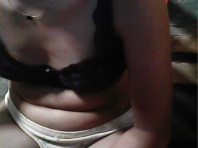 flowerhairypinay's BongaCams show and profile