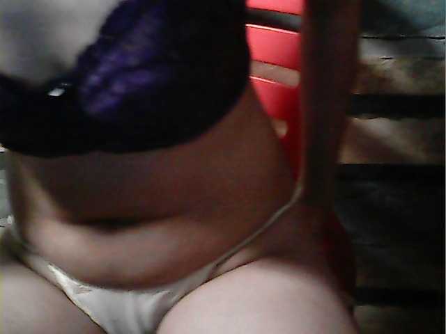 flowerhairypinay's BongaCams show and profile