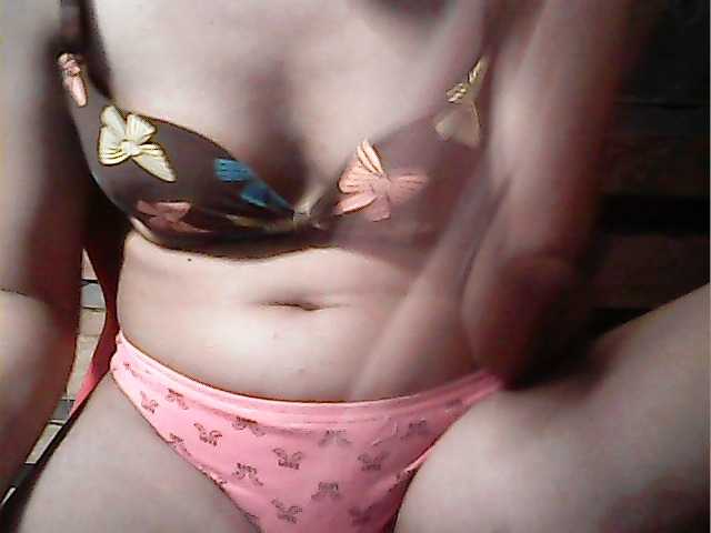 flowerhairypinay's BongaCams show and profile