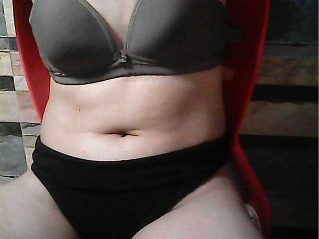 flowerhairypinay's BongaCams show and profile