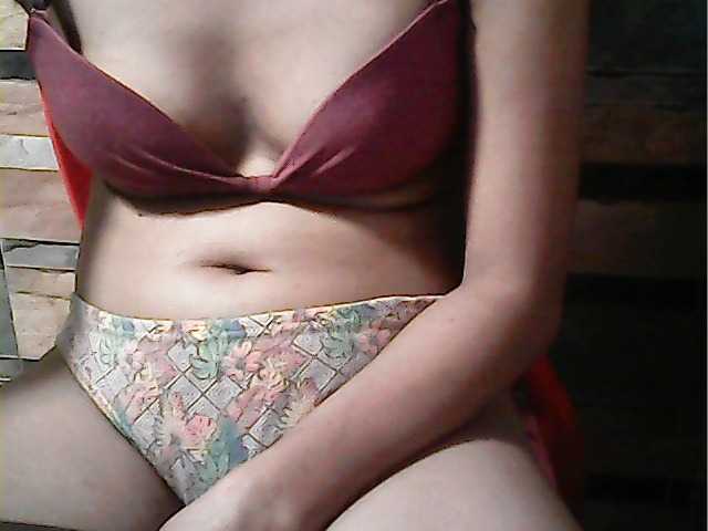 flowerhairypinay's BongaCams show and profile