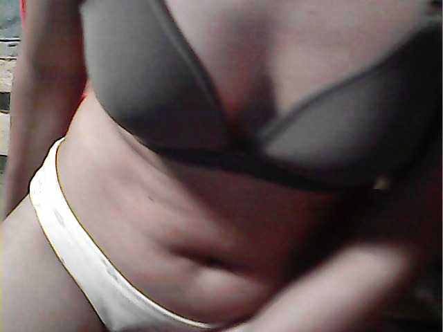 flowerhairypinay's BongaCams show and profile