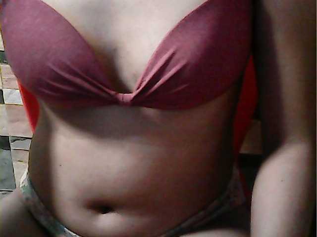 flowerhairypinay from BongaCams is Freechat