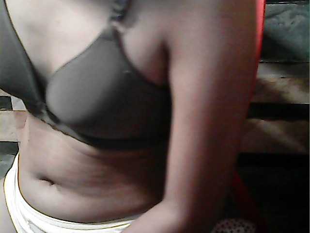 flowerhairypinay's BongaCams show and profile