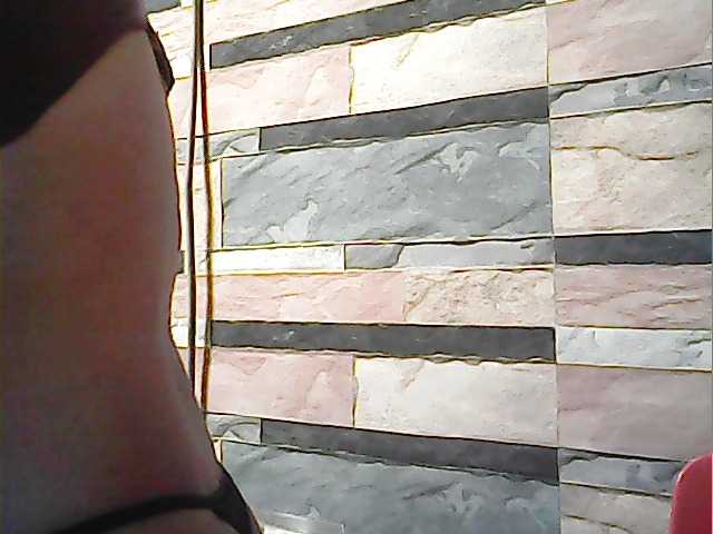 flowerhairypinay's BongaCams show and profile