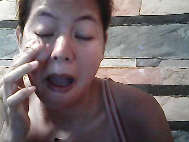 flowerhairypinay's BongaCams show and profile