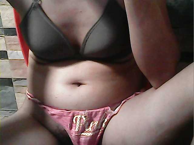 flowerhairypinay's BongaCams show and profile