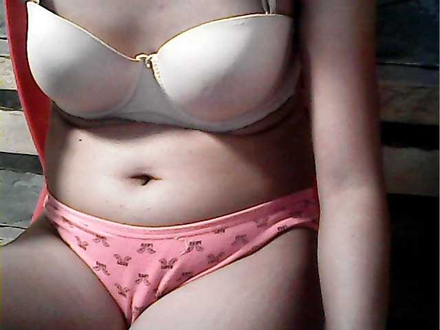 flowerhairypinay's BongaCams show and profile