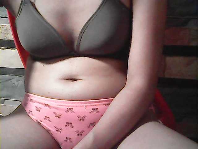 flowerhairypinay's BongaCams show and profile