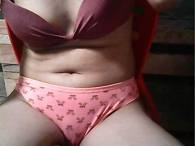 flowerhairypinay from BongaCams is Freechat