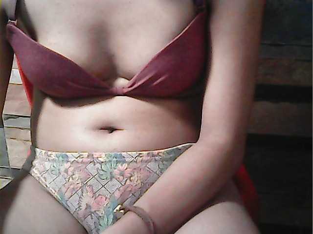 flowerhairypinay's BongaCams show and profile