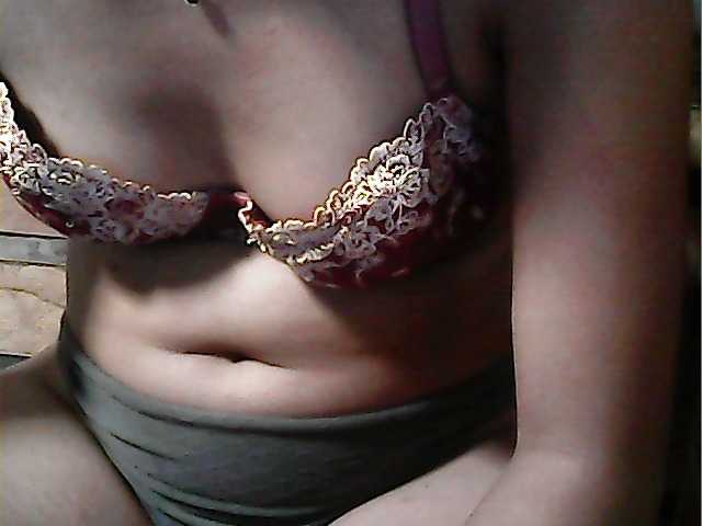 flowerhairypinay from BongaCams