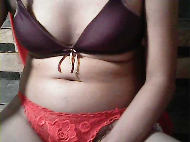 flowerhairypinay's BongaCams show and profile