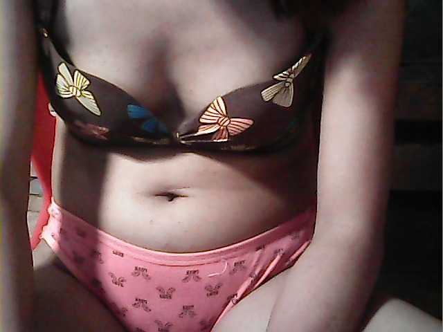 flowerhairypinay's BongaCams show and profile