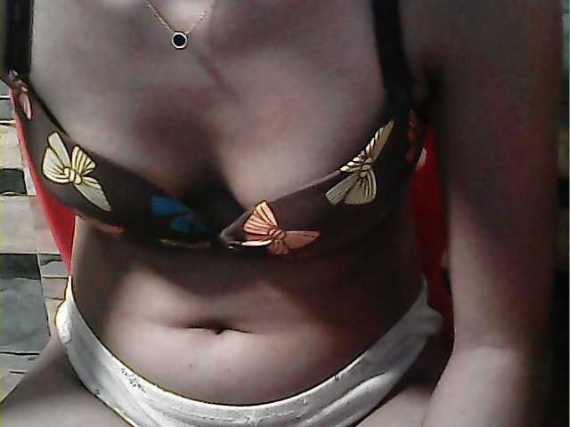 flowerhairypinay's BongaCams show and profile