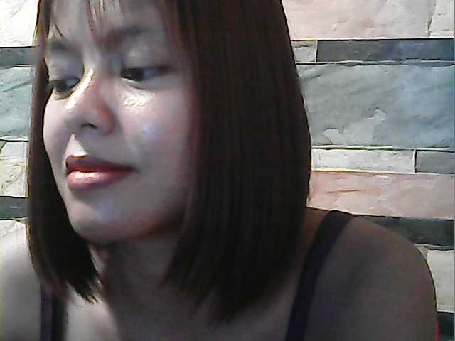 flowerhairypinay's BongaCams show and profile