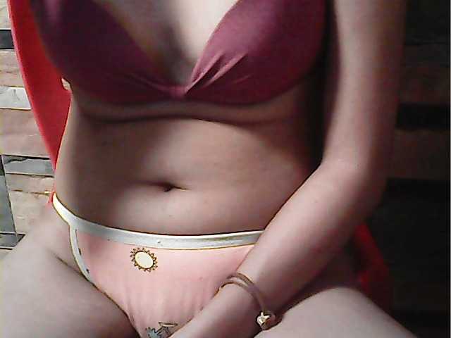 flowerhairypinay's BongaCams show and profile