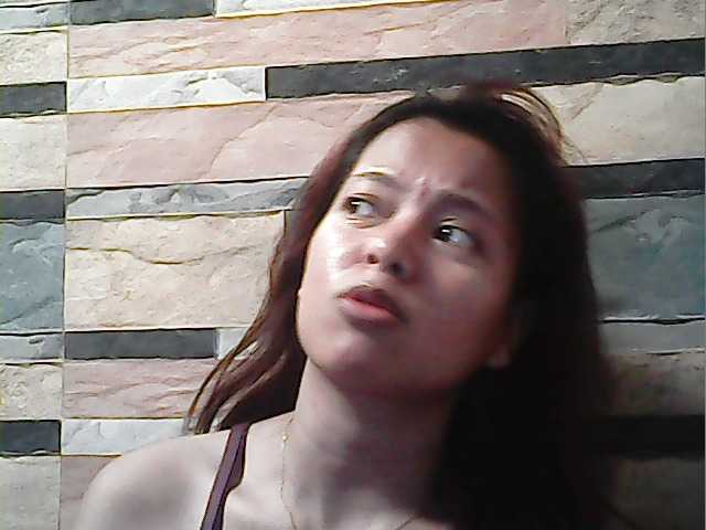 flowerhairypinay's BongaCams show and profile