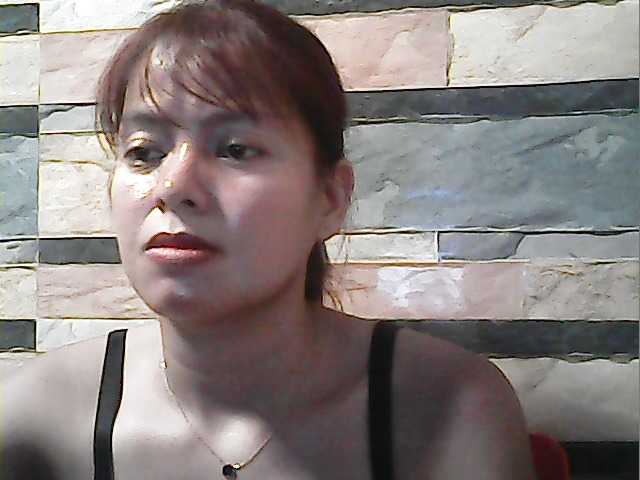 flowerhairypinay's BongaCams show and profile