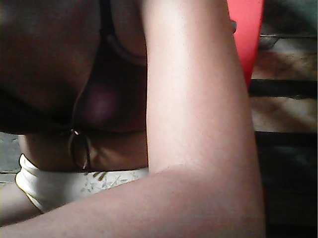 flowerhairypinay's BongaCams show and profile