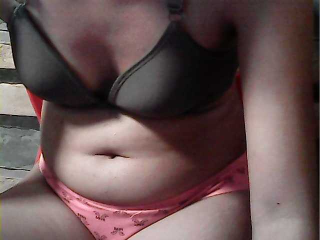 flowerhairypinay's BongaCams show and profile