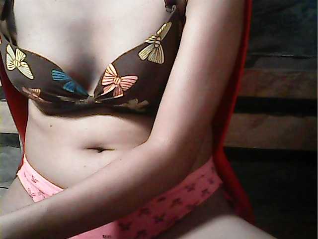 flowerhairypinay's BongaCams show and profile