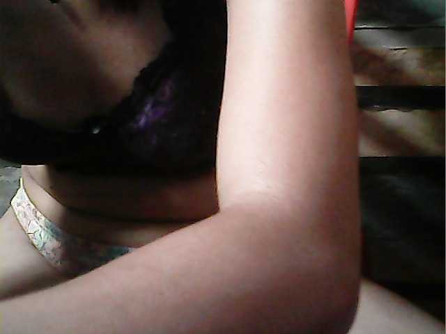 flowerhairypinay's BongaCams show and profile