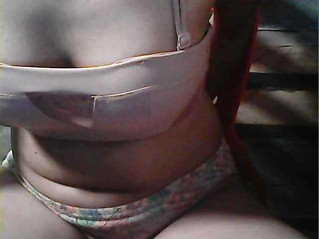 flowerhairypinay's BongaCams show and profile