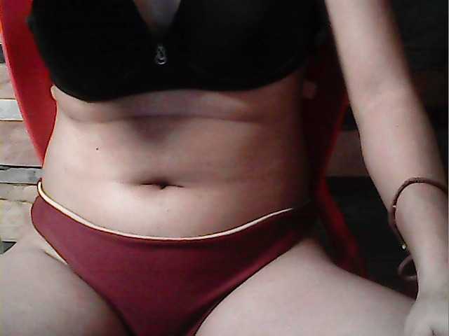 flowerhairypinay's BongaCams show and profile