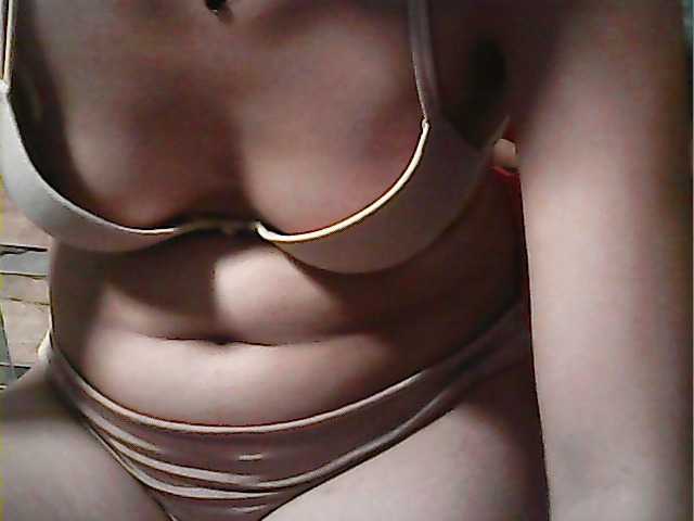 flowerhairypinay from BongaCams