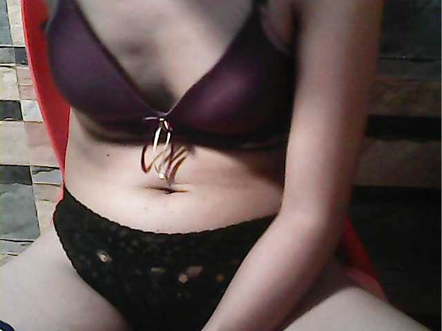 flowerhairypinay's BongaCams show and profile