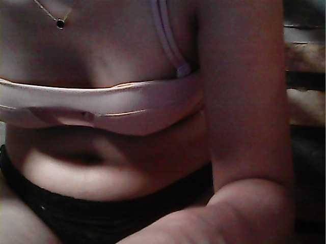 flowerhairypinay's BongaCams show and profile