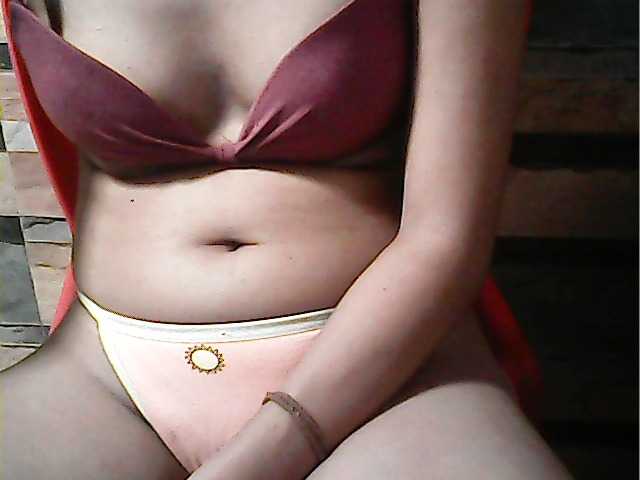 flowerhairypinay's BongaCams show and profile