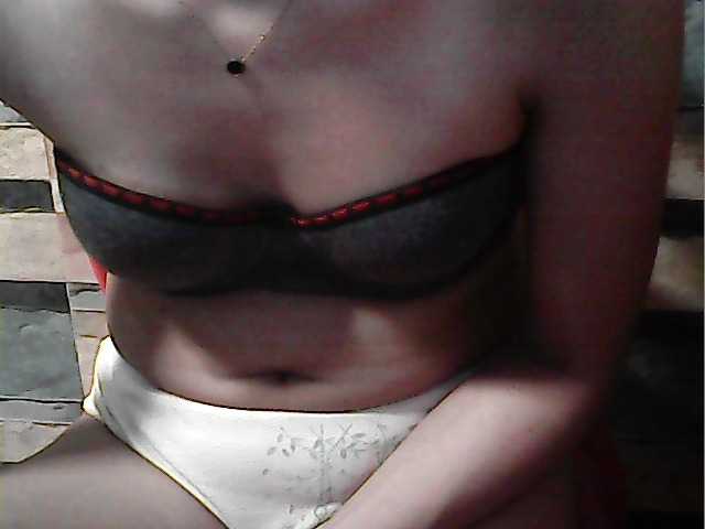 flowerhairypinay's BongaCams show and profile