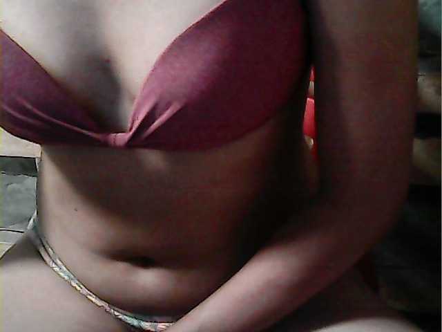 flowerhairypinay's BongaCams show and profile