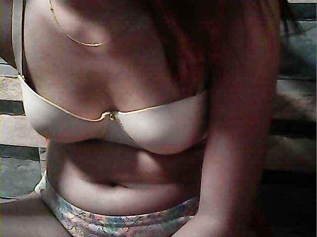 flowerhairypinay's BongaCams show and profile