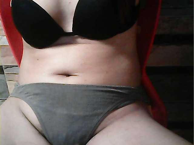 flowerhairypinay's BongaCams show and profile