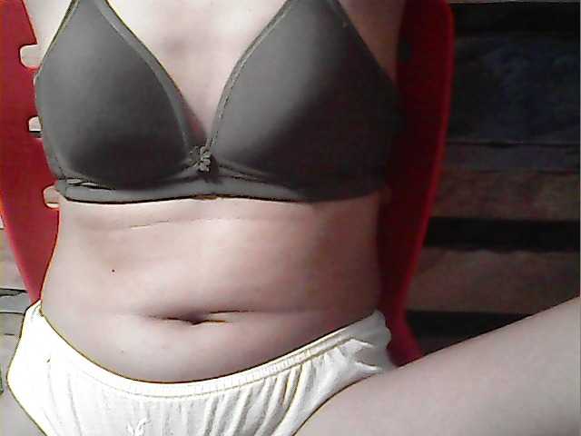 flowerhairypinay's BongaCams show and profile